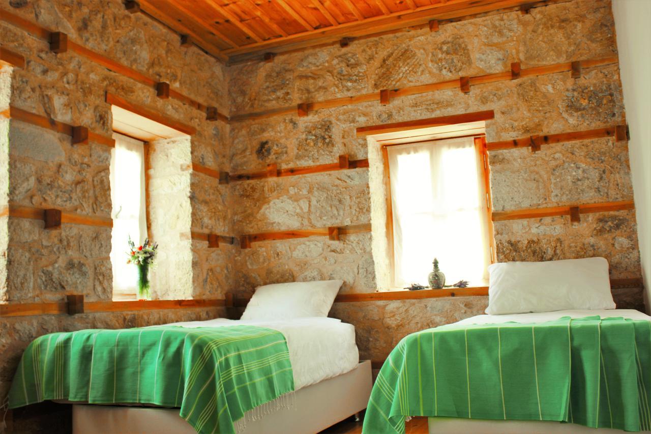 Hôtel Yasayan Koy à Kizilcasogut Extérieur photo